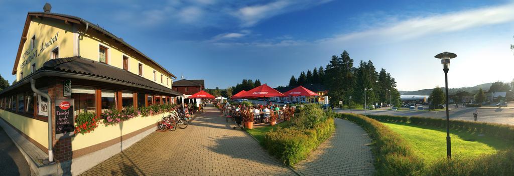 Hotel Admiral Lipno nad Vltavou Exterior photo