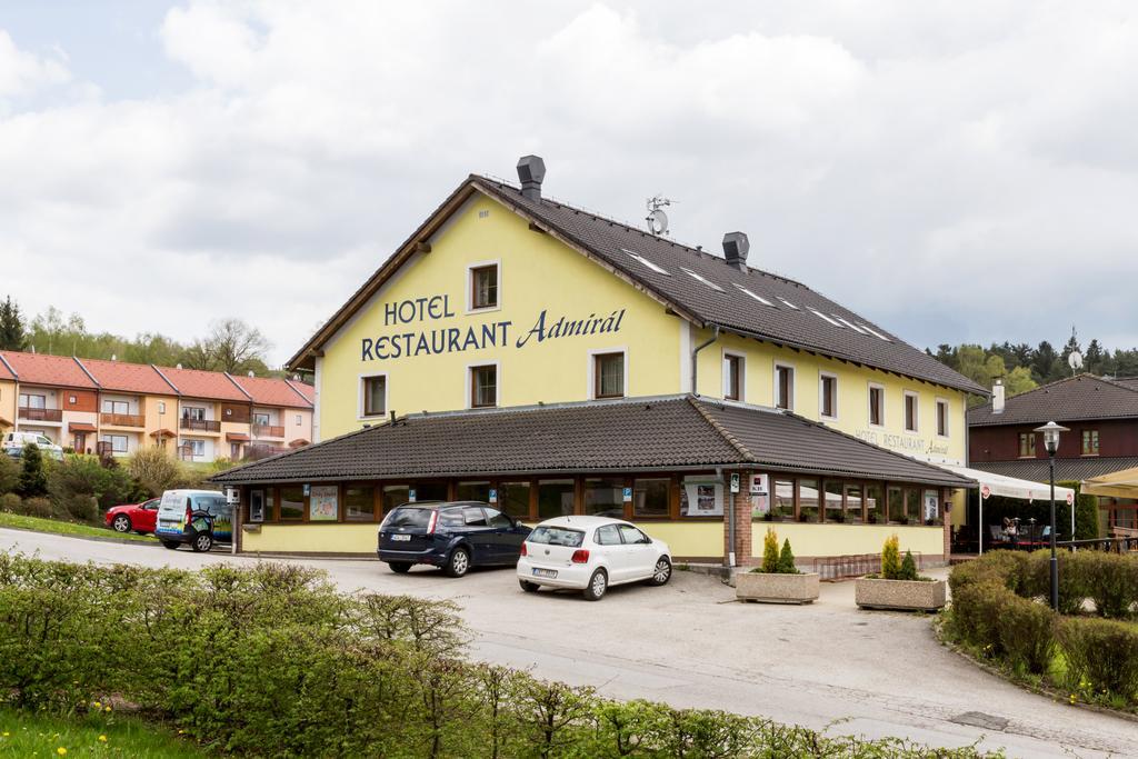 Hotel Admiral Lipno nad Vltavou Exterior photo